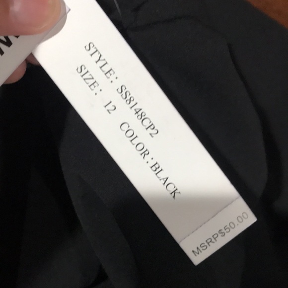 Larry Levine, black skirt, super flattering - Picture 7 of 10